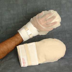 EMAdamsCo.Com - Quick-Release Finger Control Mitt